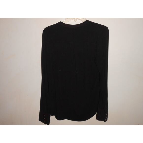 White House Black Market Jet Black V-Neck Top Pullover Ruffled Neckline Cuffed M - Picture 5 of 6
